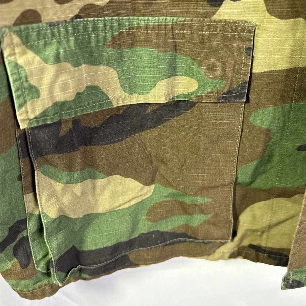 Vintage US Army Jacket Mens Medium Short Woodland Camo BDU Combat Field 90s
